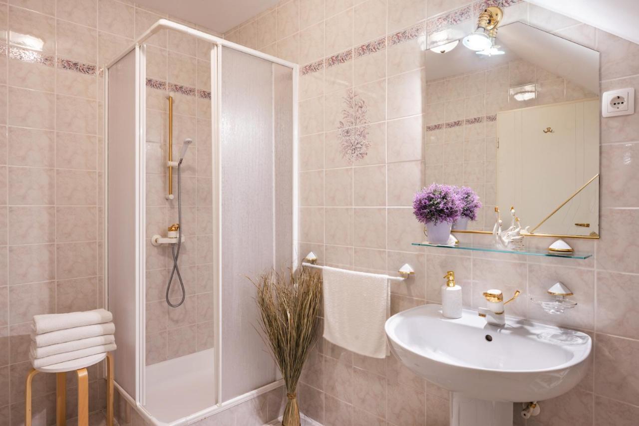 Apartments Ladka Begunje na Gorenjskem Luaran gambar