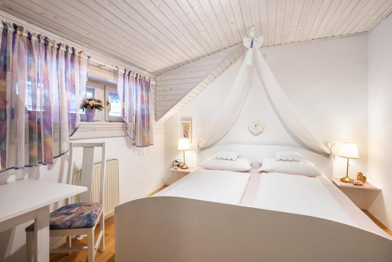 Apartments Ladka Begunje na Gorenjskem Luaran gambar