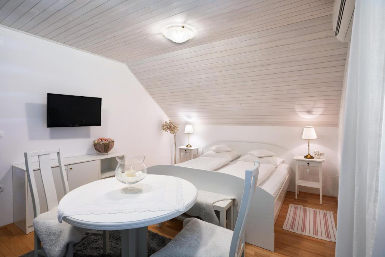 Apartments Ladka Begunje na Gorenjskem Luaran gambar